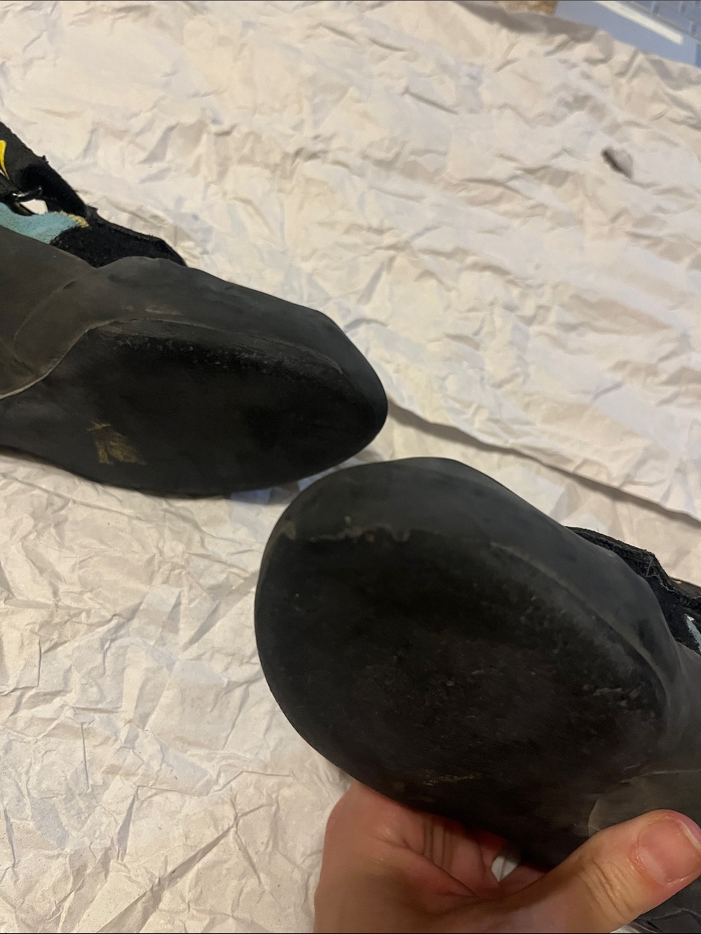 SCARPA Vapor V women’s climbing shoes- need resoling - Picture 6 of 12